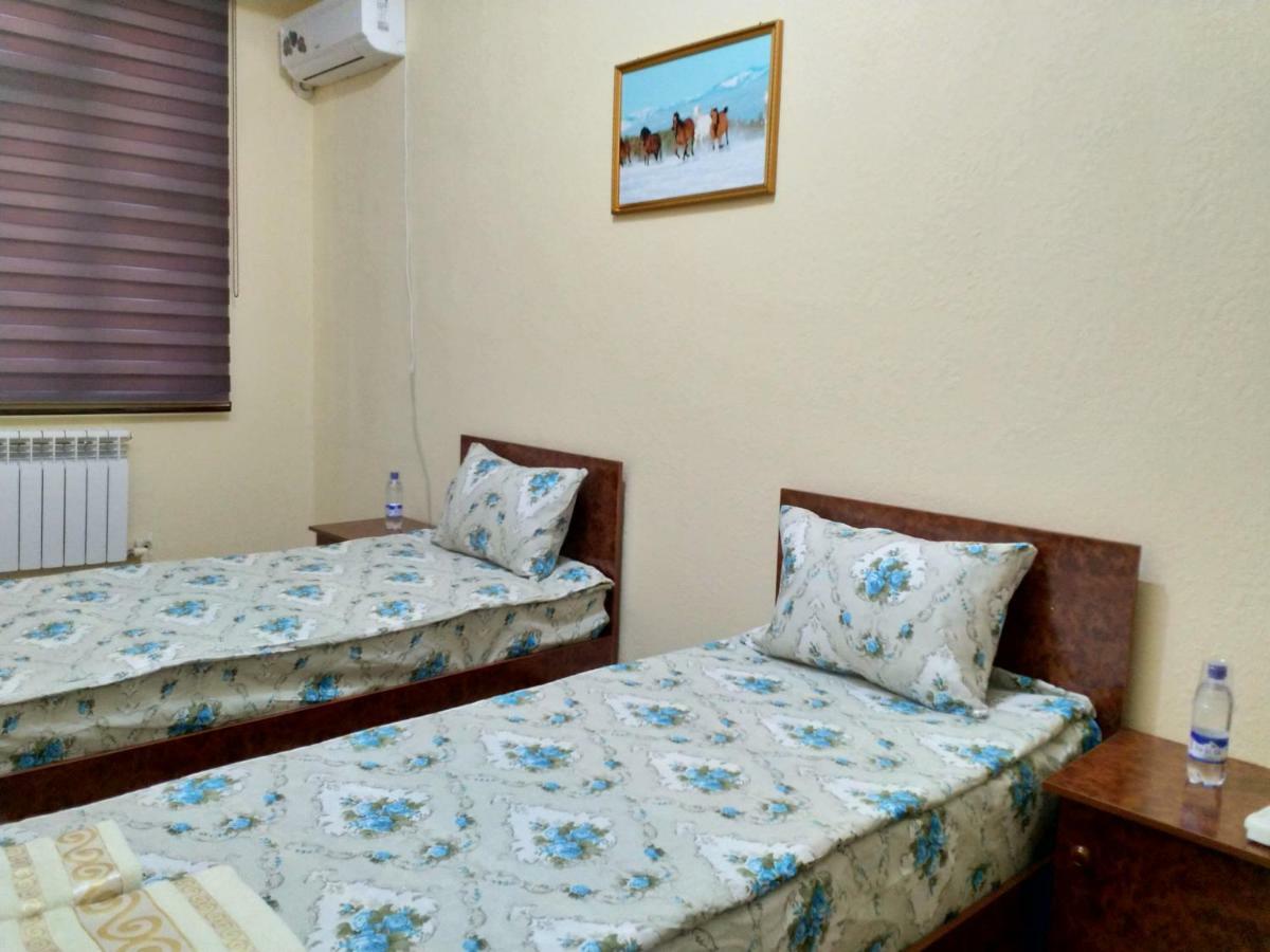 Hostel Mukarram Bukhara Eksteriør bilde