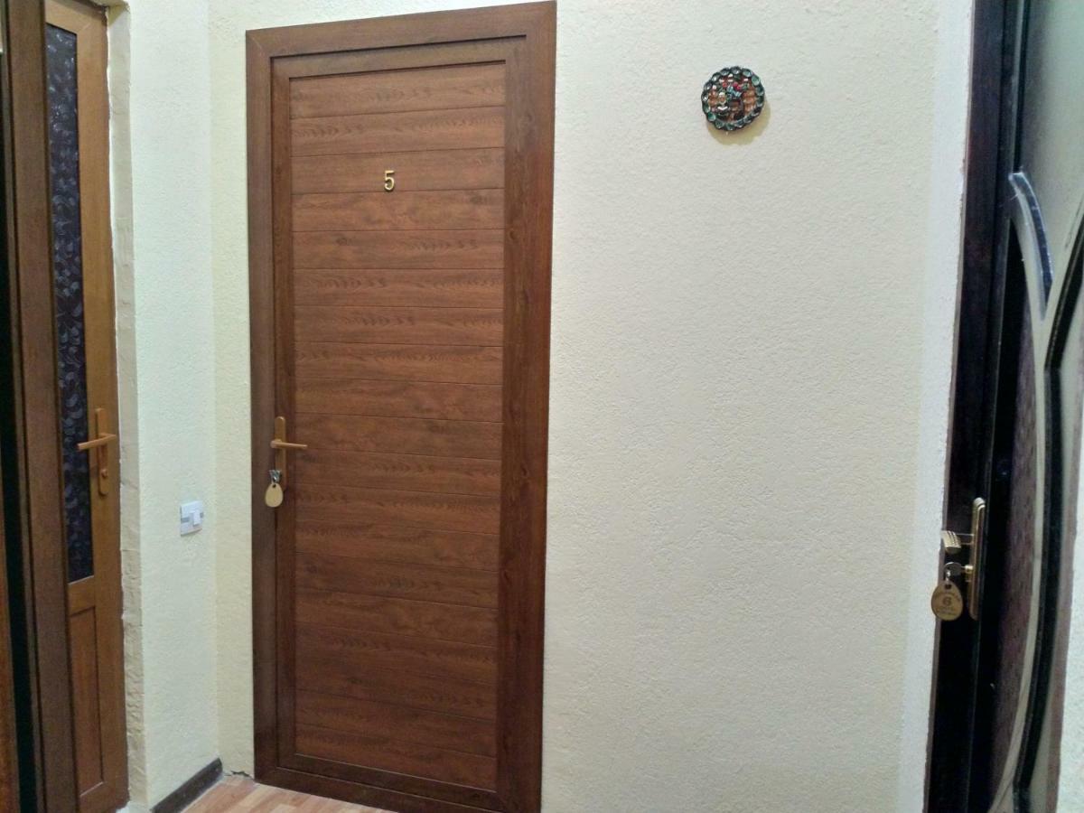 Hostel Mukarram Bukhara Eksteriør bilde