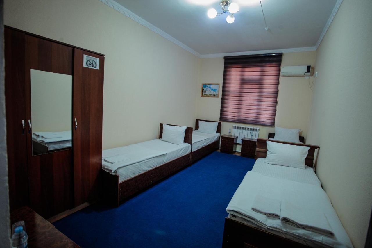 Hostel Mukarram Bukhara Eksteriør bilde